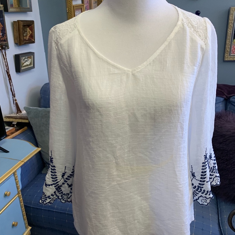 Fig and Flower embroidered top